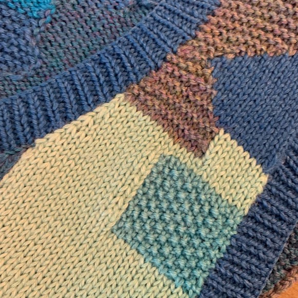 VINTAGE Neiman Marcus “Trophy Room” Blue and Gray Patterned Sweater Vest - Picture 4 of 6